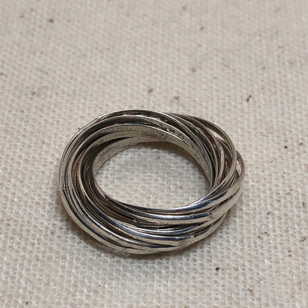 Vintage artisan sterling silver ring size 4